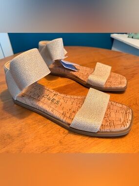 AEROSOLES Women's Gold Glitter Cork Slide Sandals